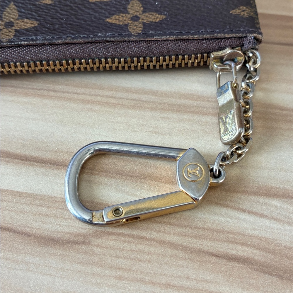 Louis Vuitton Brown Monogram Key Pouch - Picture 7 of 8